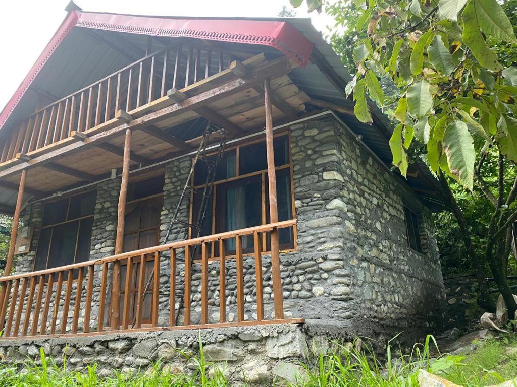 Rudrani Stays Jibhi Exterior foto
